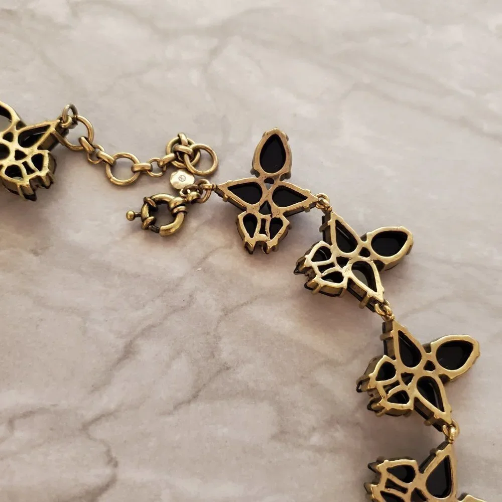 ✨ J.Crew Gold Rhinestone Crystal Cluster Statement Necklace ✨